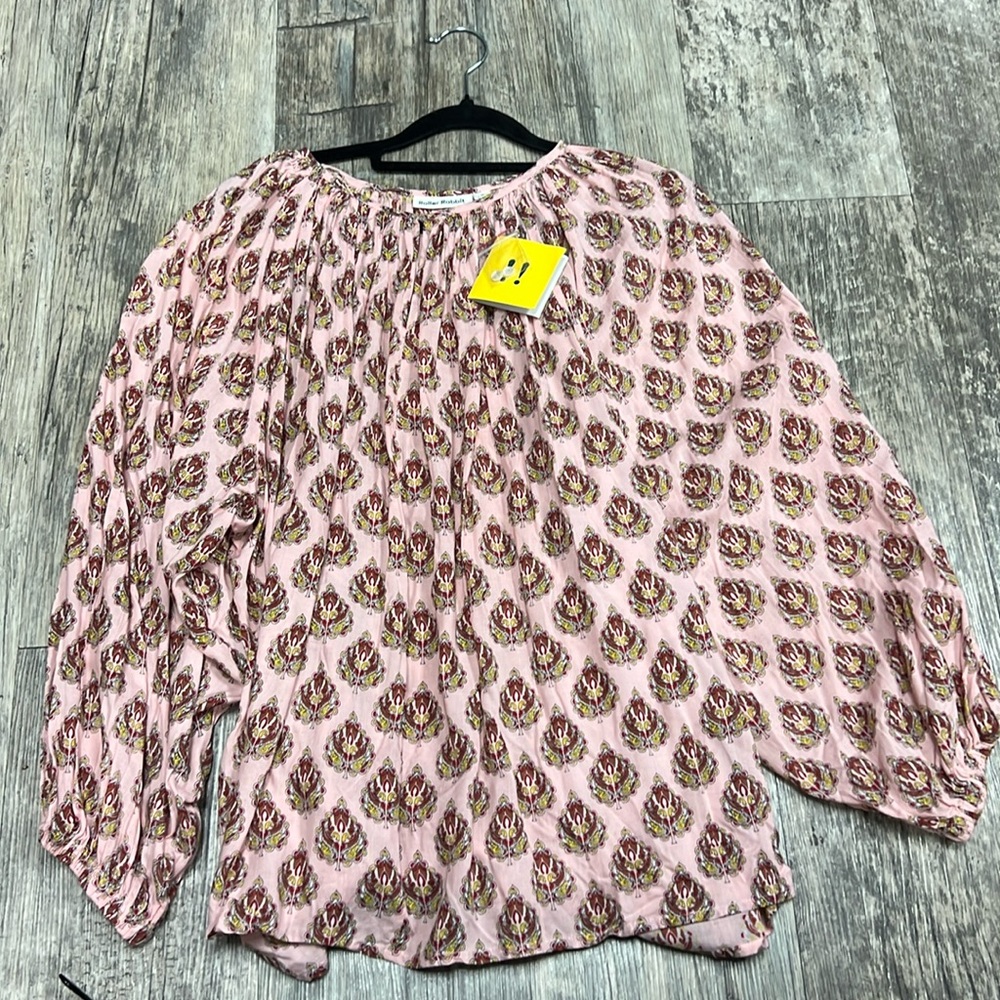 NWT Roller Rabbit Sunshower Annette Top.  Elastic cuff and extra buttons